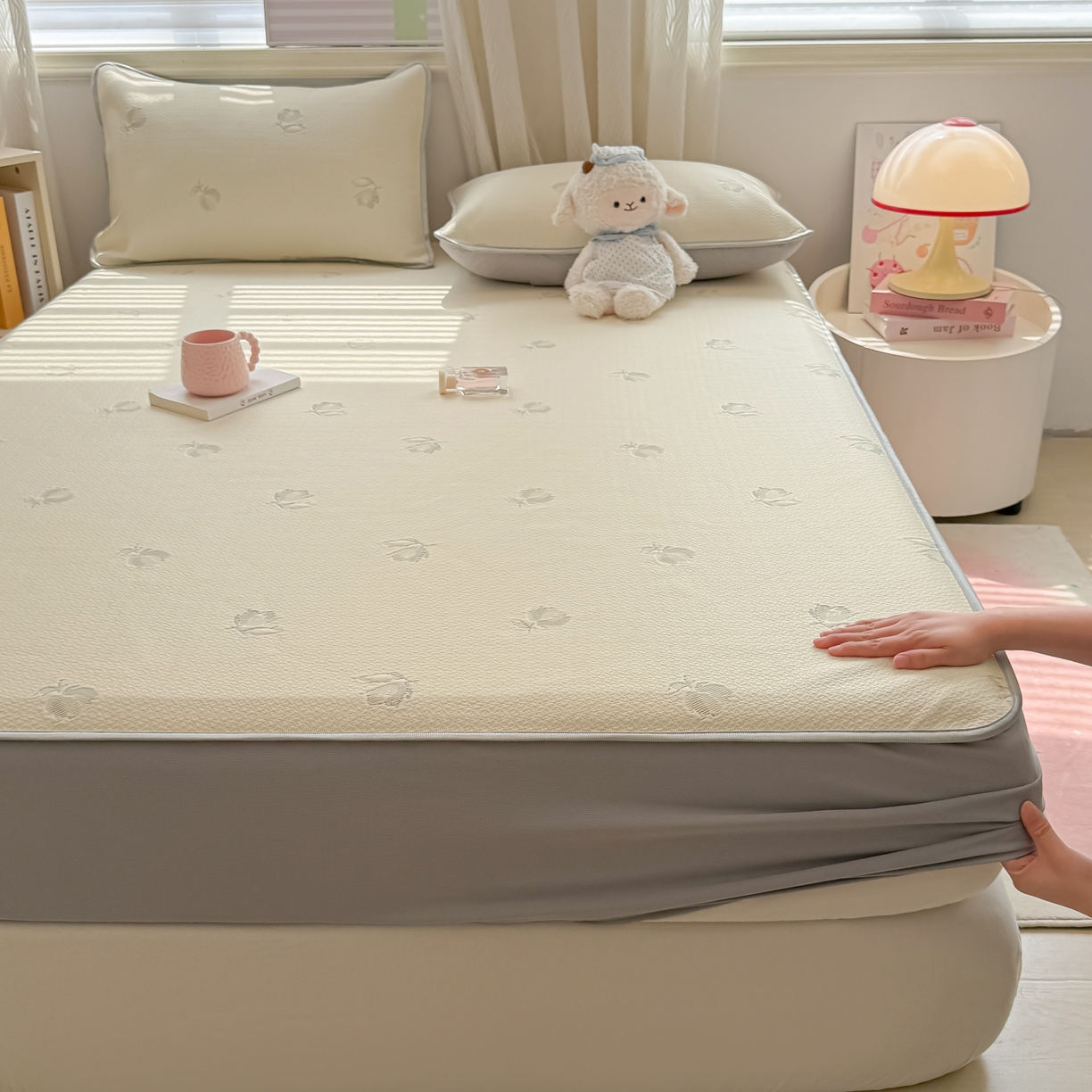 91家纺网 家纺一手货源 找家纺 多乐家纺 206新款冰豆豆防水凉感软席凉席席子 小玫瑰-床笠款