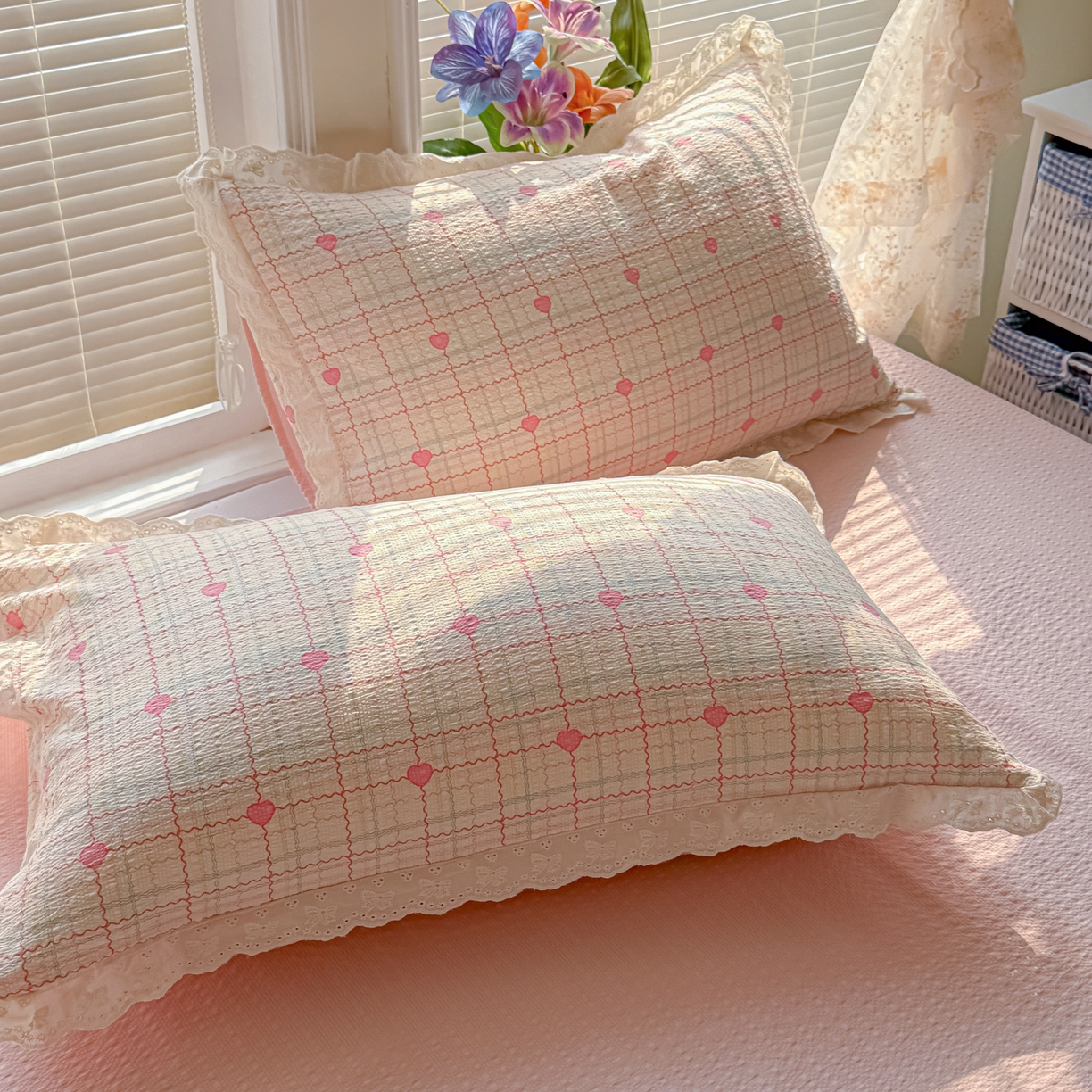 91家纺网 家纺一手货源 找家纺 玉海棠家纺 2026新款泡芙纱全棉纯棉蕾丝花边夏被-花笺系列（软乎乎的质感，治愈所有疲惫） 花笺-格格心