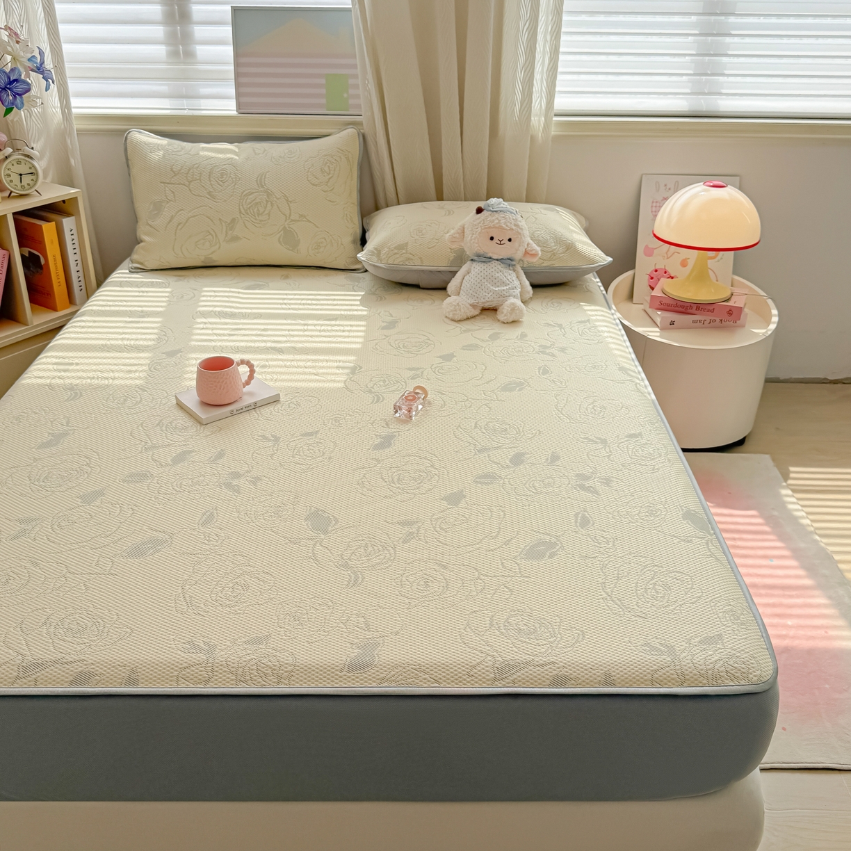 91家纺网 家纺一手货源 找家纺 多乐家纺 206新款冰豆豆防水凉感软席凉席席子 大玫瑰-床笠款