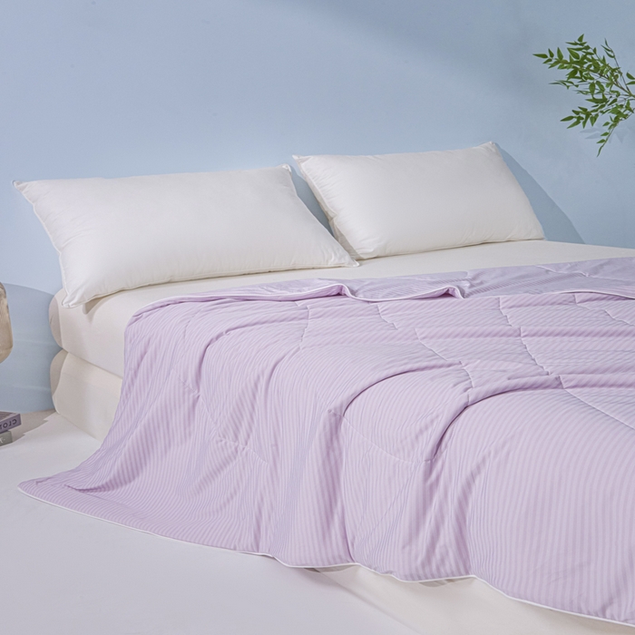 91家纺网 家纺一手货源 找家纺 库里梦家纺 2026新款100%真锦氨无印提花凉感空调被夏被夏凉被 条纹魅紫