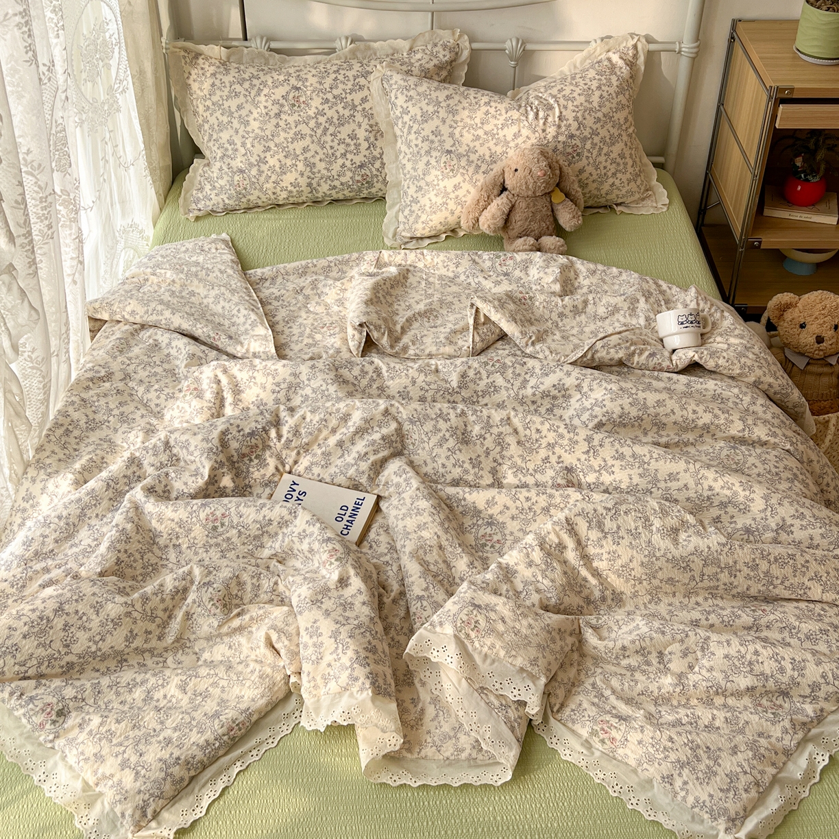 91家纺网 家纺一手货源 找家纺 十里居 2026新款A类全棉花边泡芙棉夏凉被 清雅兰