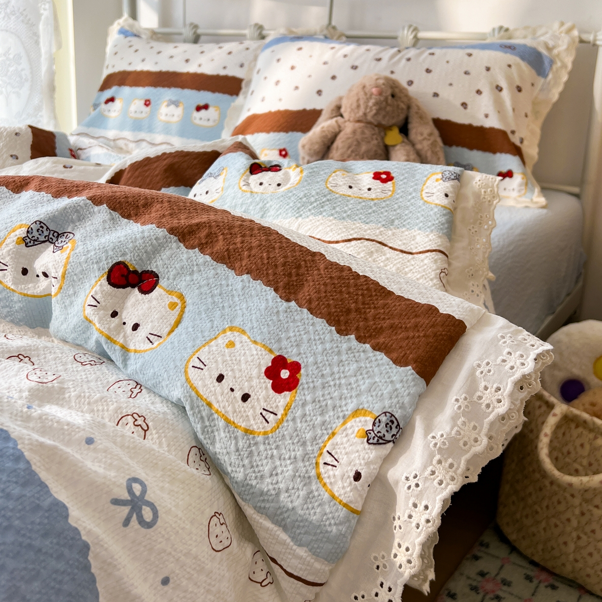 91家纺网 家纺一手货源 找家纺 十里居 2026新款A类全棉花边泡芙棉夏凉被 猫咪蓝