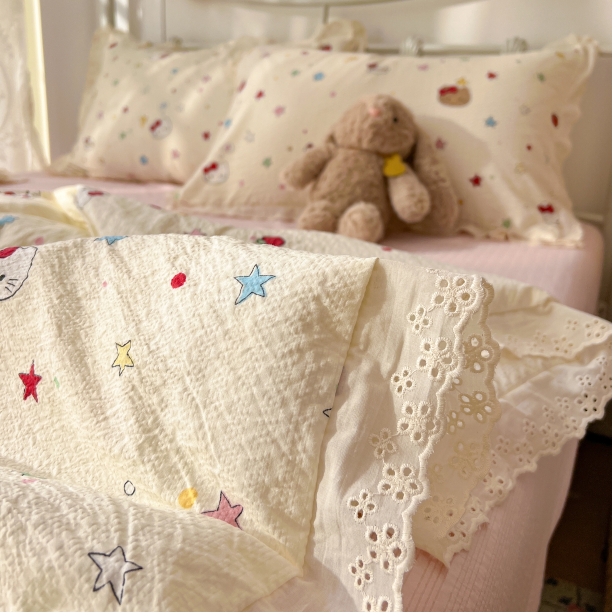 91家纺网 家纺一手货源 找家纺 十里居 2026新款A类全棉花边泡芙棉夏凉被 奶油小猫