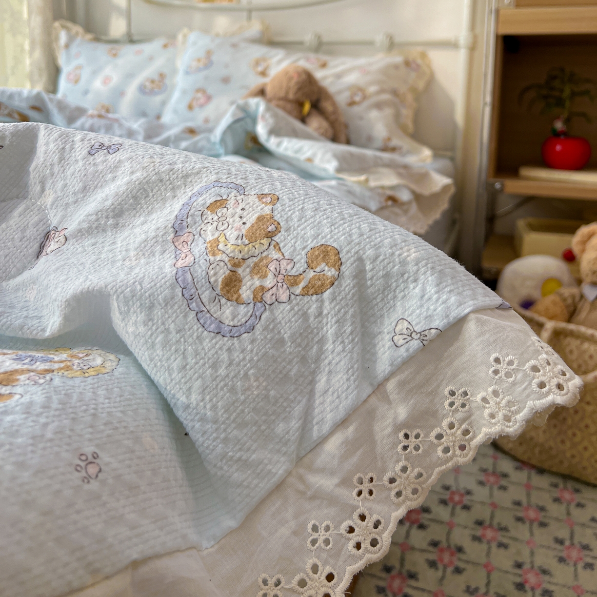 91家纺网 家纺一手货源 找家纺 十里居 2026新款A类全棉花边泡芙棉夏凉被 蛋糕猫