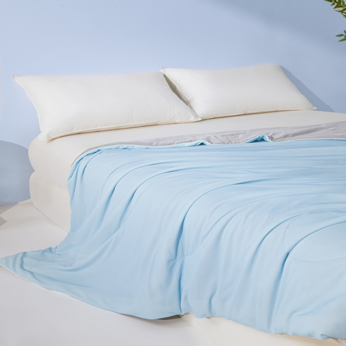 91家纺网 家纺一手货源 找家纺 库里梦家纺 2026春夏新款网红直播爆款A类锦氨深海水藻凉感被夏凉被空调被 冰蓝-灰