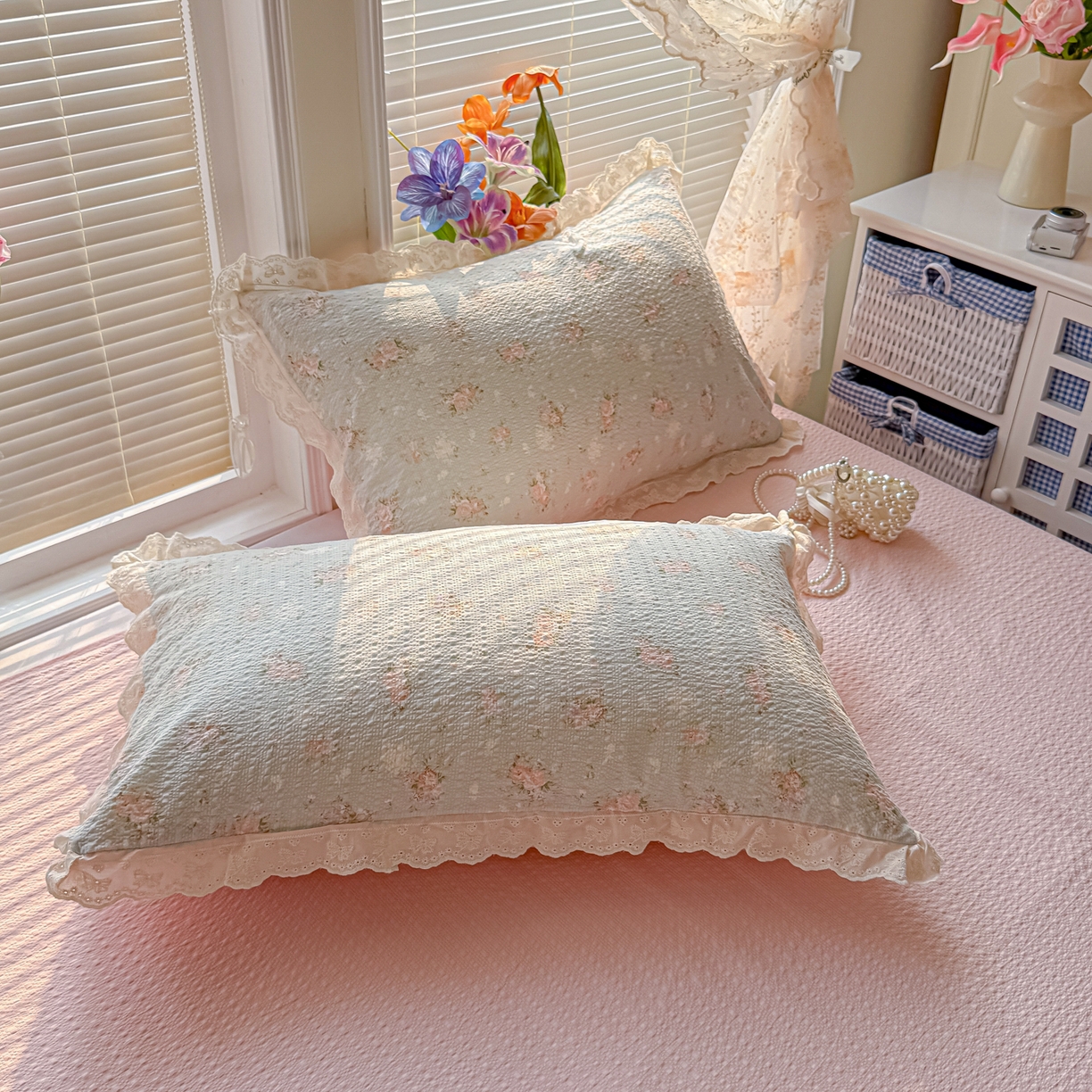 91家纺网 家纺一手货源 找家纺 玉海棠家纺 2026新款泡芙纱全棉纯棉蕾丝花边夏被-花笺系列（软乎乎的质感，治愈所有疲惫） 花笺-柔诗意