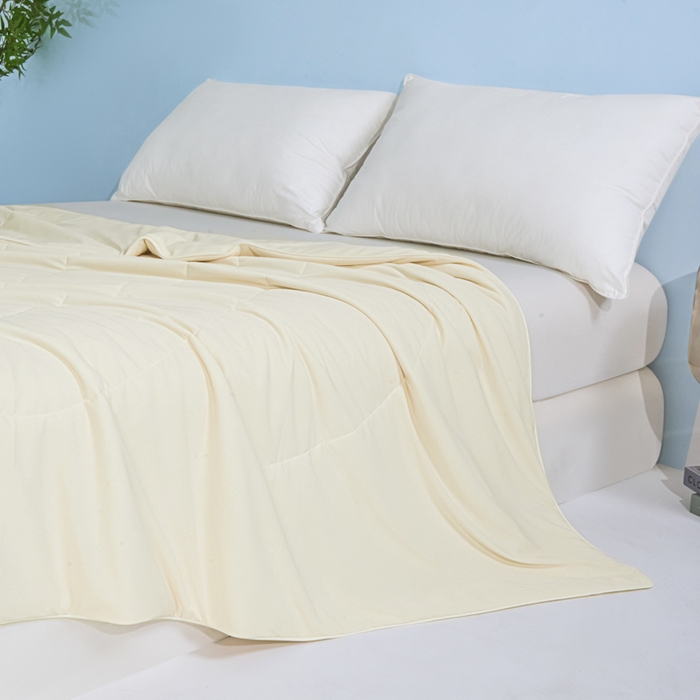 91家纺网 家纺一手货源 找家纺 库里梦家纺 2026春夏新款网红直播爆款A类锦氨深海水藻凉感被夏凉被空调被 奶油黄