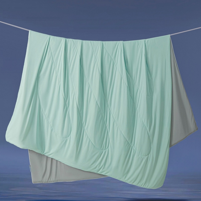 91家纺网 家纺一手货源 找家纺 库里梦家纺 2026春夏新款网红直播爆款A类锦氨深海水藻凉感被夏凉被空调被 水波绿-灰