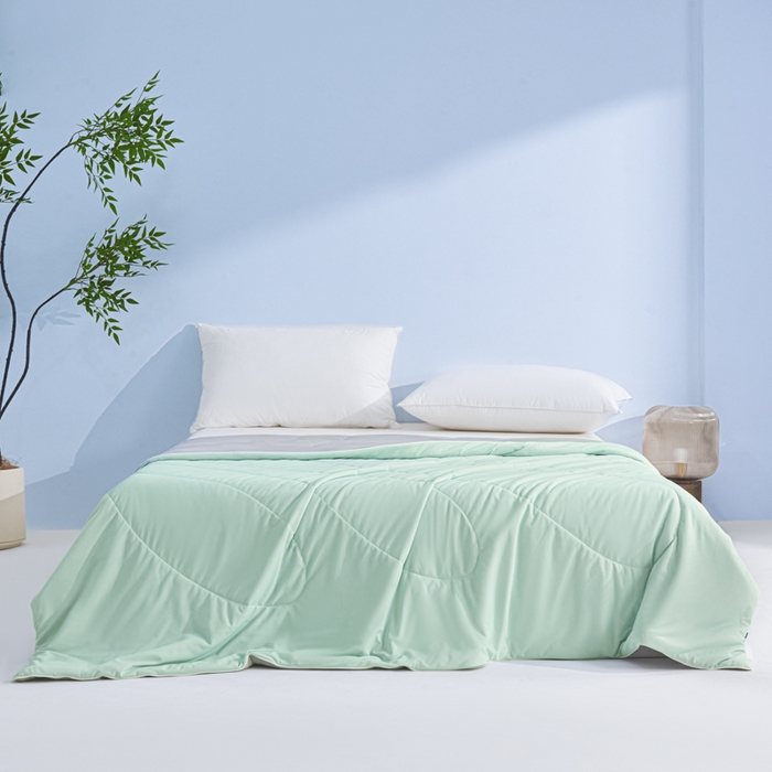 91家纺网 家纺一手货源 找家纺 库里梦家纺 2026春夏新款网红直播爆款A类锦氨深海水藻凉感被夏凉被空调被 水波绿-灰