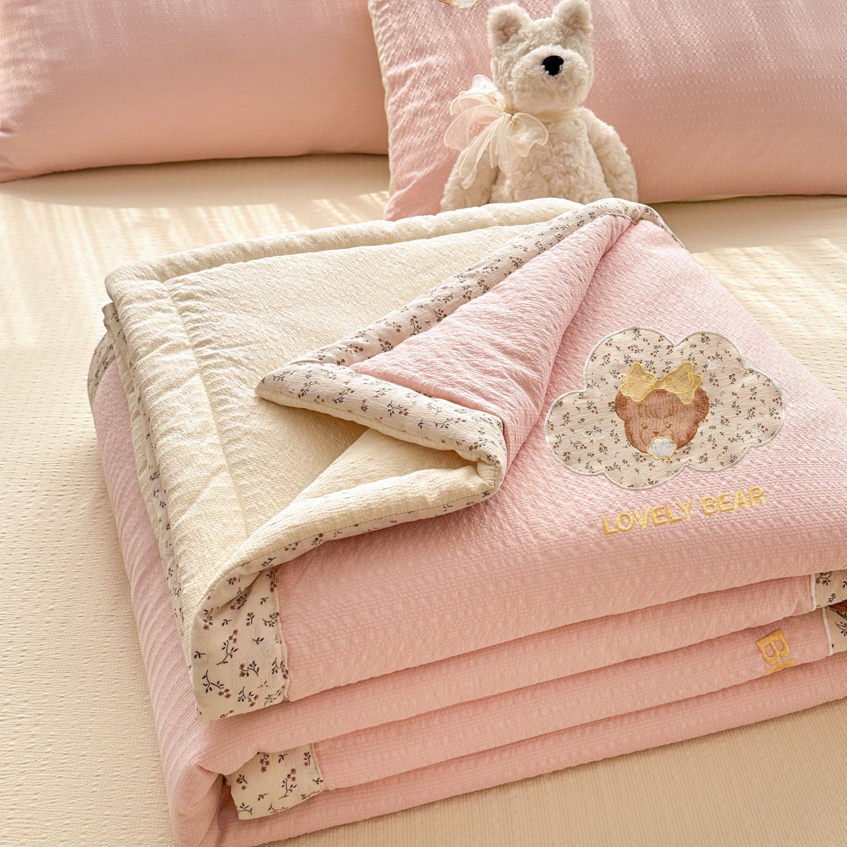 91家纺网 家纺一手货源 找家纺 （总）玉海棠家纺 2026新款泡芙纱夏被夏凉被空调被贴布绣四件套-安妮公主系列