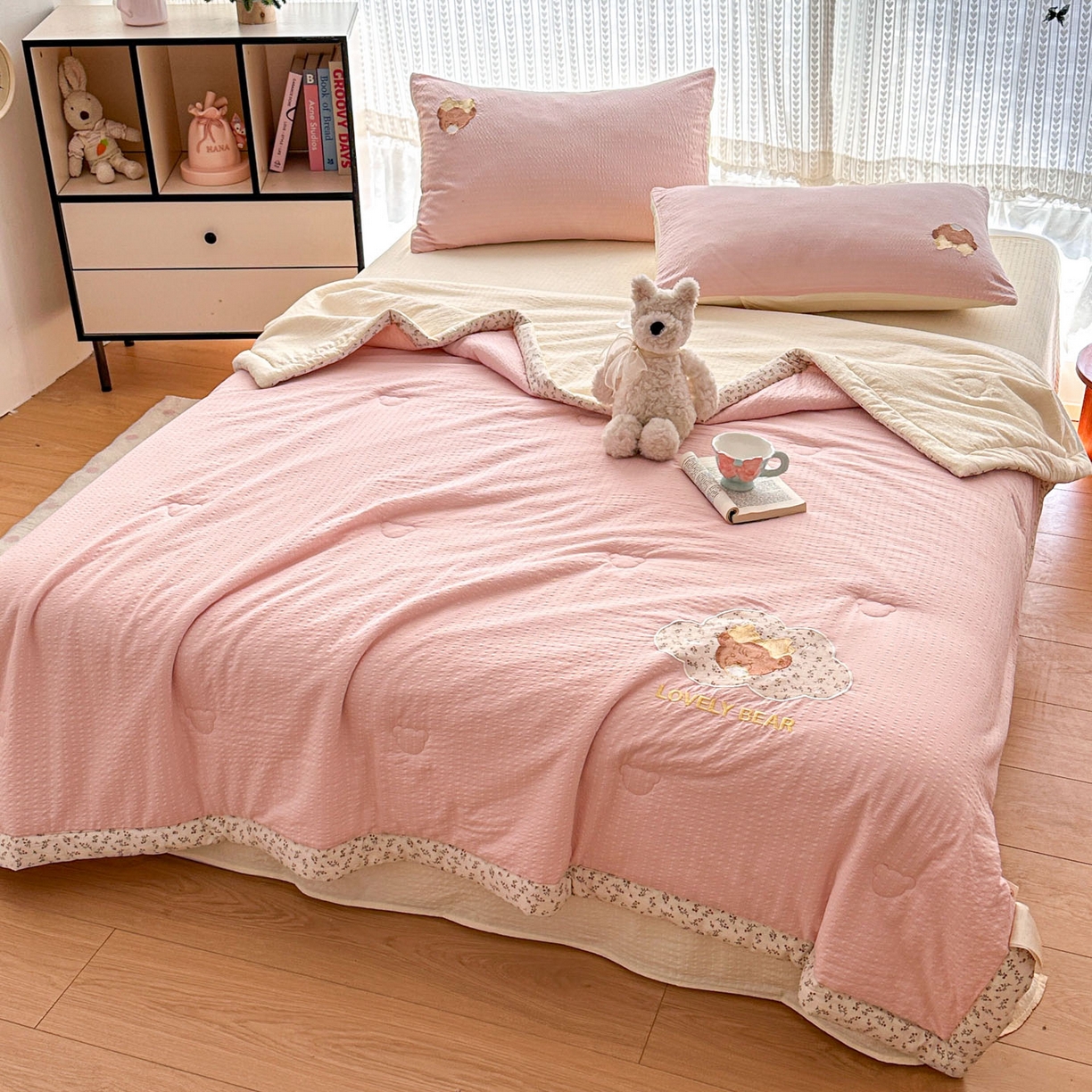 91家纺网 家纺一手货源 找家纺 玉海棠家纺 2026新款泡芙纱夏被夏凉被空调被贴布绣四件套-安妮公主系列 安妮公主-雅致粉