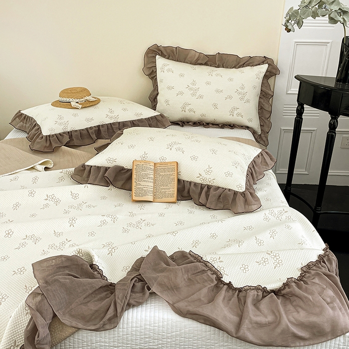 91家纺网 家纺一手货源 找家纺 红夫人 2026春夏新款韩式荷叶边高克重双色提花全凉感凉席三件套【单层不复合】 韩式棠梨