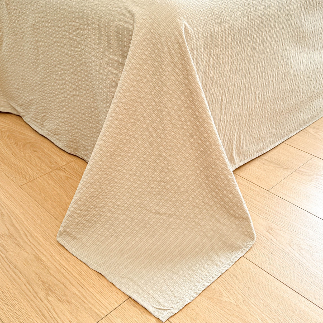 91家纺网 家纺一手货源 找家纺 玉海棠家纺 2026新款泡芙纱夏被夏凉被空调被贴布绣四件套-安妮公主系列 安妮公主-格调咖