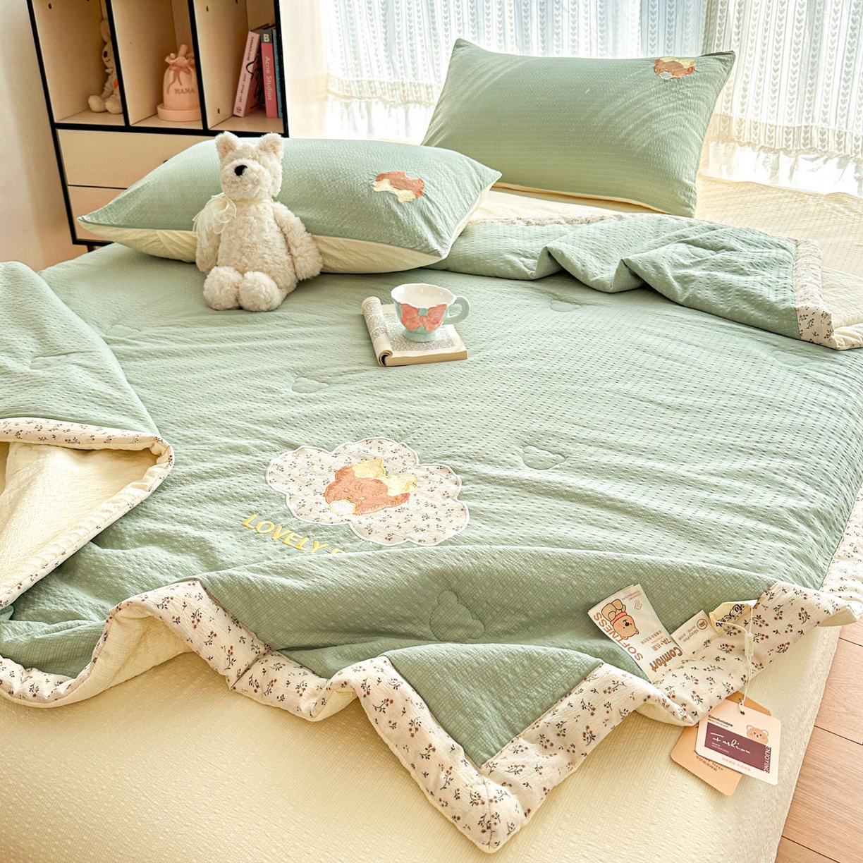 91家纺网 家纺一手货源 找家纺 玉海棠家纺 2026新款泡芙纱夏被夏凉被空调被贴布绣四件套-安妮公主系列 安妮公主-青草绿