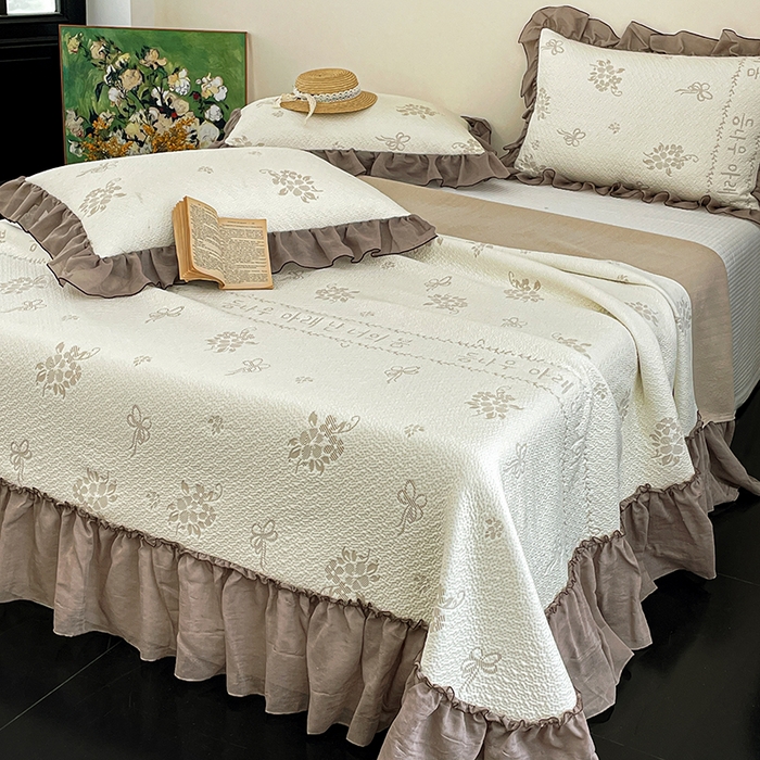 91家纺网 家纺一手货源 找家纺 （总）红夫人 2026春夏新款韩式荷叶边高克重双色提花全凉感凉席三件套【单层不复合】