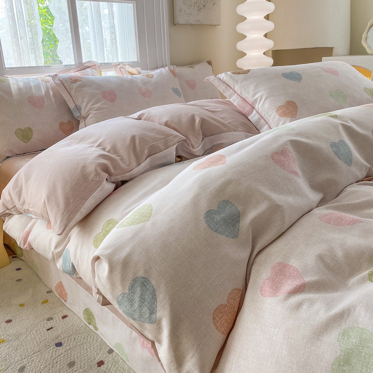 91家纺网 家纺一手货源 找家纺 钰锦铂2026新款直播爆款全棉四件套13070吊边床单一字绣印花纯棉三件套四件套 初心-粉