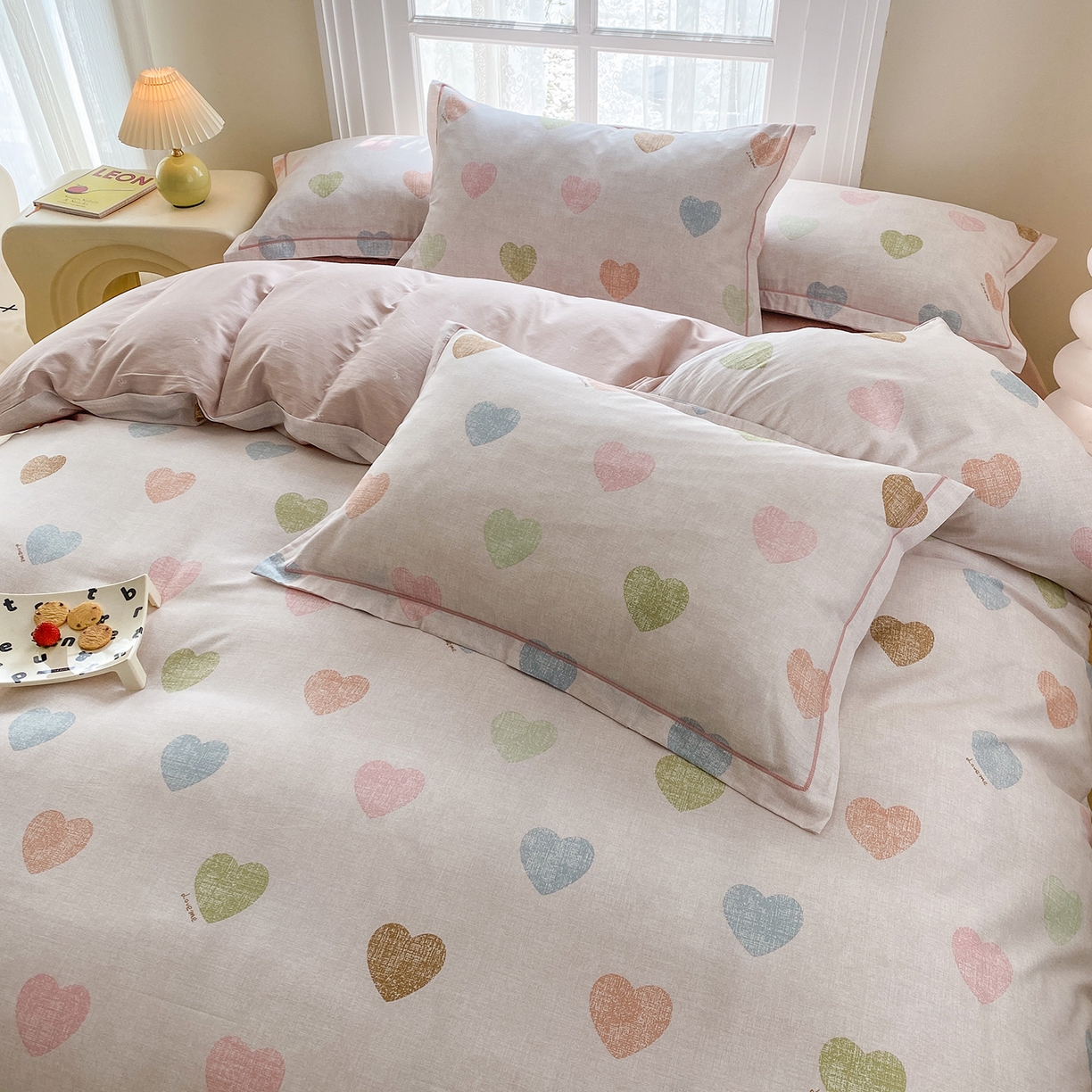 91家纺网 家纺一手货源 找家纺 钰锦铂2026新款直播爆款全棉四件套13070吊边床单一字绣印花纯棉三件套四件套 初心-粉