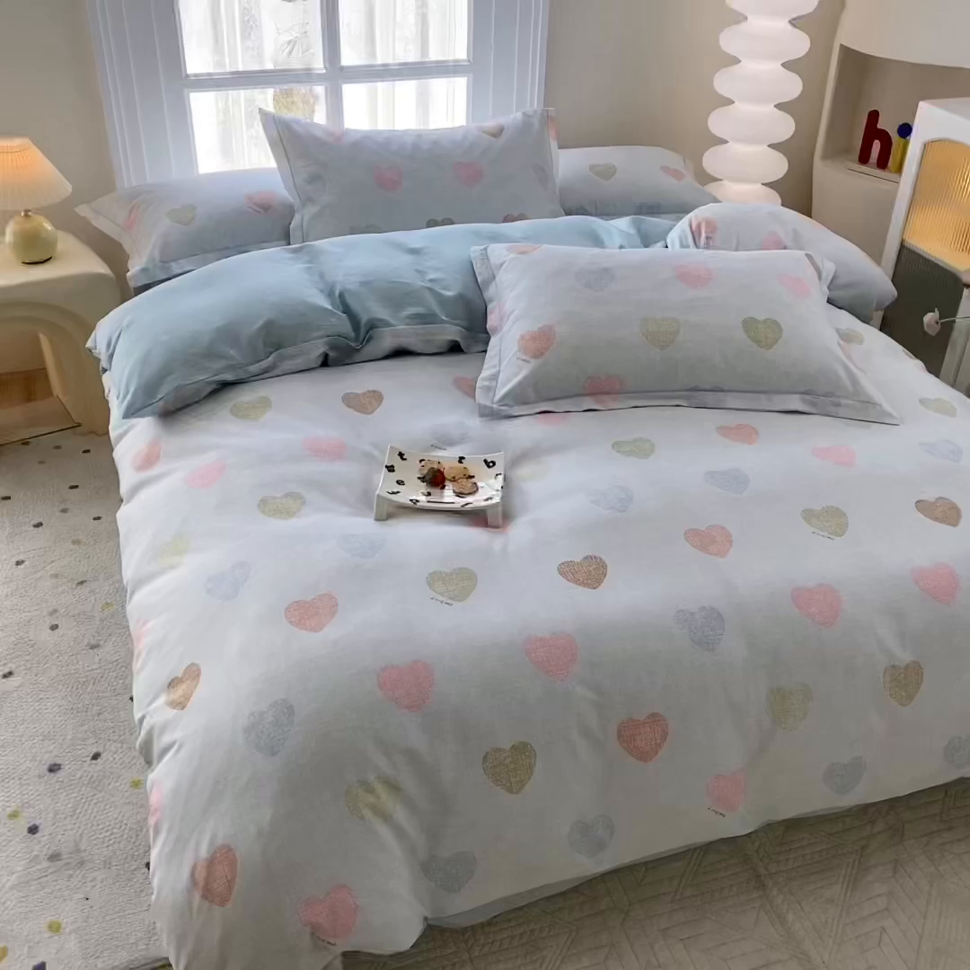 91家纺网 家纺一手货源 找家纺 钰锦铂2026新款直播爆款全棉四件套13070吊边床单一字绣印花纯棉三件套四件套 初心-绿