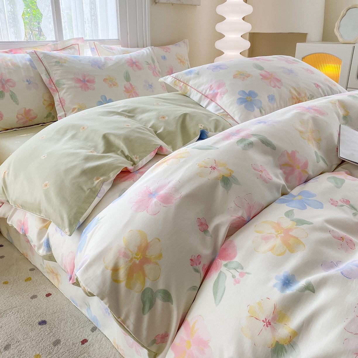 91家纺网 家纺一手货源 找家纺 钰锦铂2026新款直播爆款全棉四件套13070吊边床单一字绣印花纯棉三件套四件套 朵唯-米