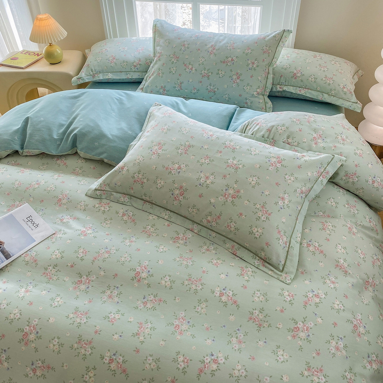 91家纺网 家纺一手货源 找家纺 钰锦铂2026新款直播爆款全棉四件套13070吊边床单一字绣印花纯棉三件套四件套 花香丽影-绿