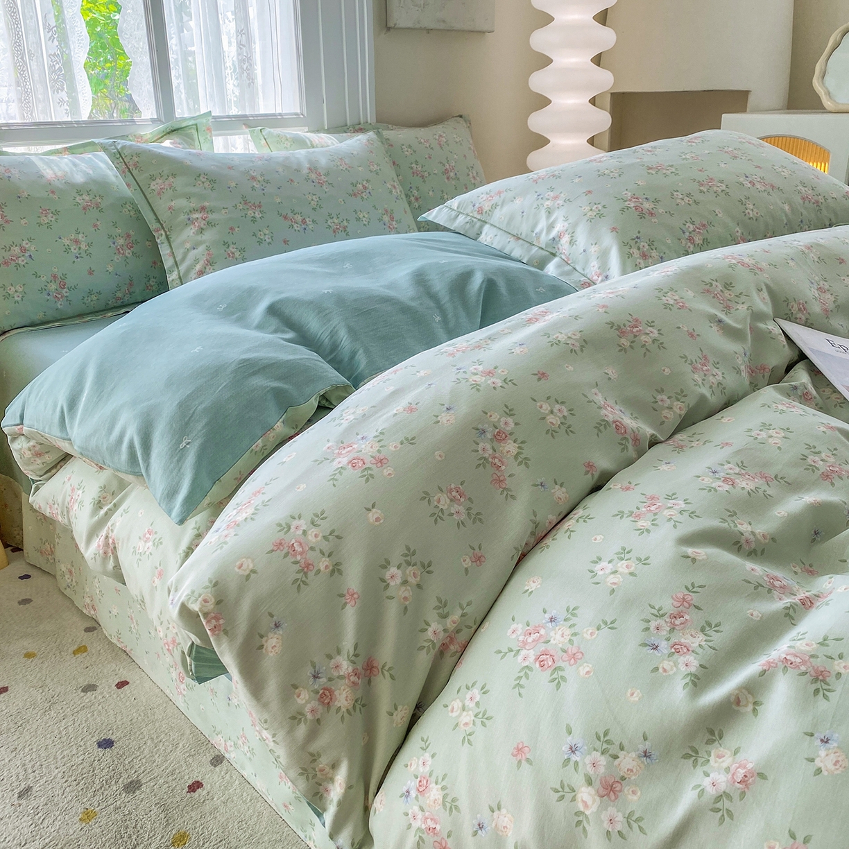 91家纺网 家纺一手货源 找家纺 钰锦铂2026新款直播爆款全棉四件套13070吊边床单一字绣印花纯棉三件套四件套 花香丽影-绿