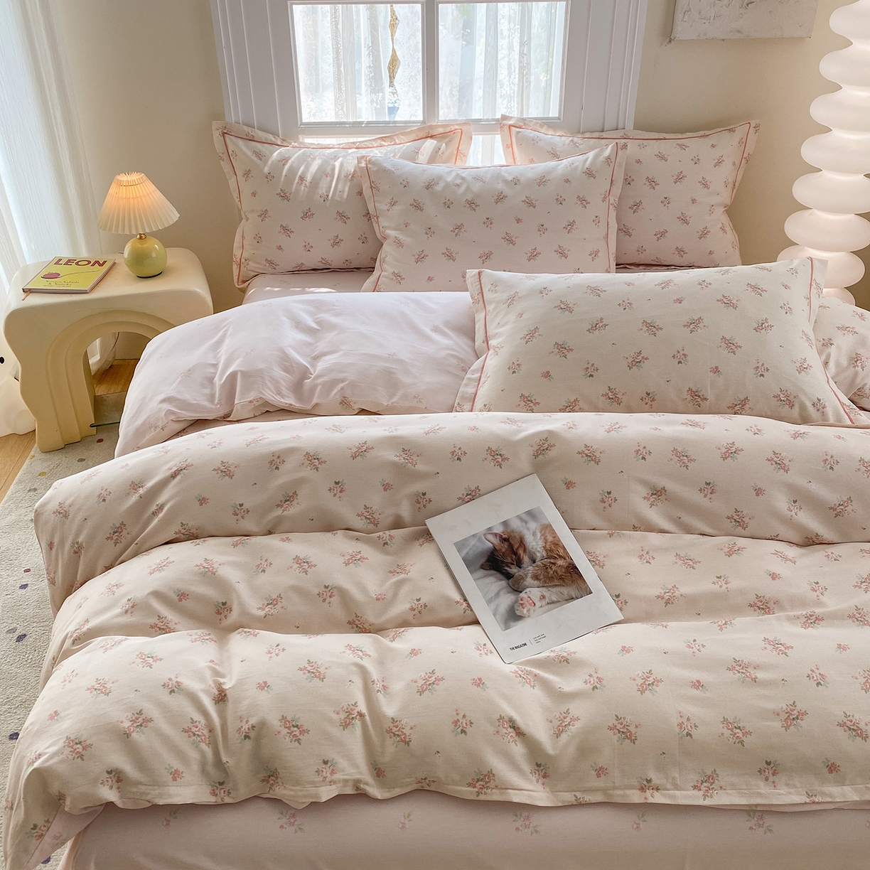 91家纺网 家纺一手货源 找家纺 钰锦铂2026新款直播爆款全棉四件套13070吊边床单一字绣印花纯棉三件套四件套 洛克庄园-粉