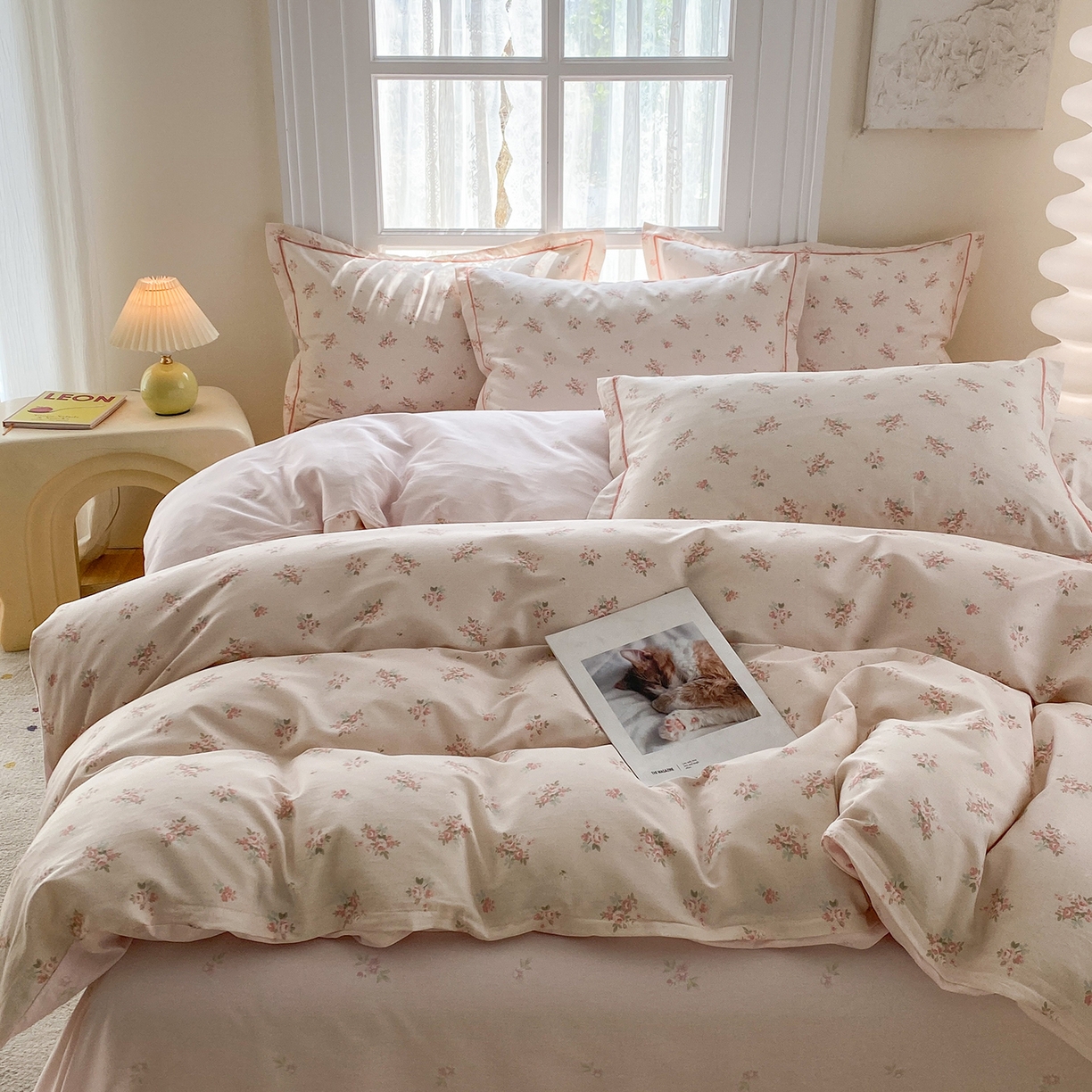 91家纺网 家纺一手货源 找家纺 钰锦铂2026新款直播爆款全棉四件套13070吊边床单一字绣印花纯棉三件套四件套 洛克庄园-粉