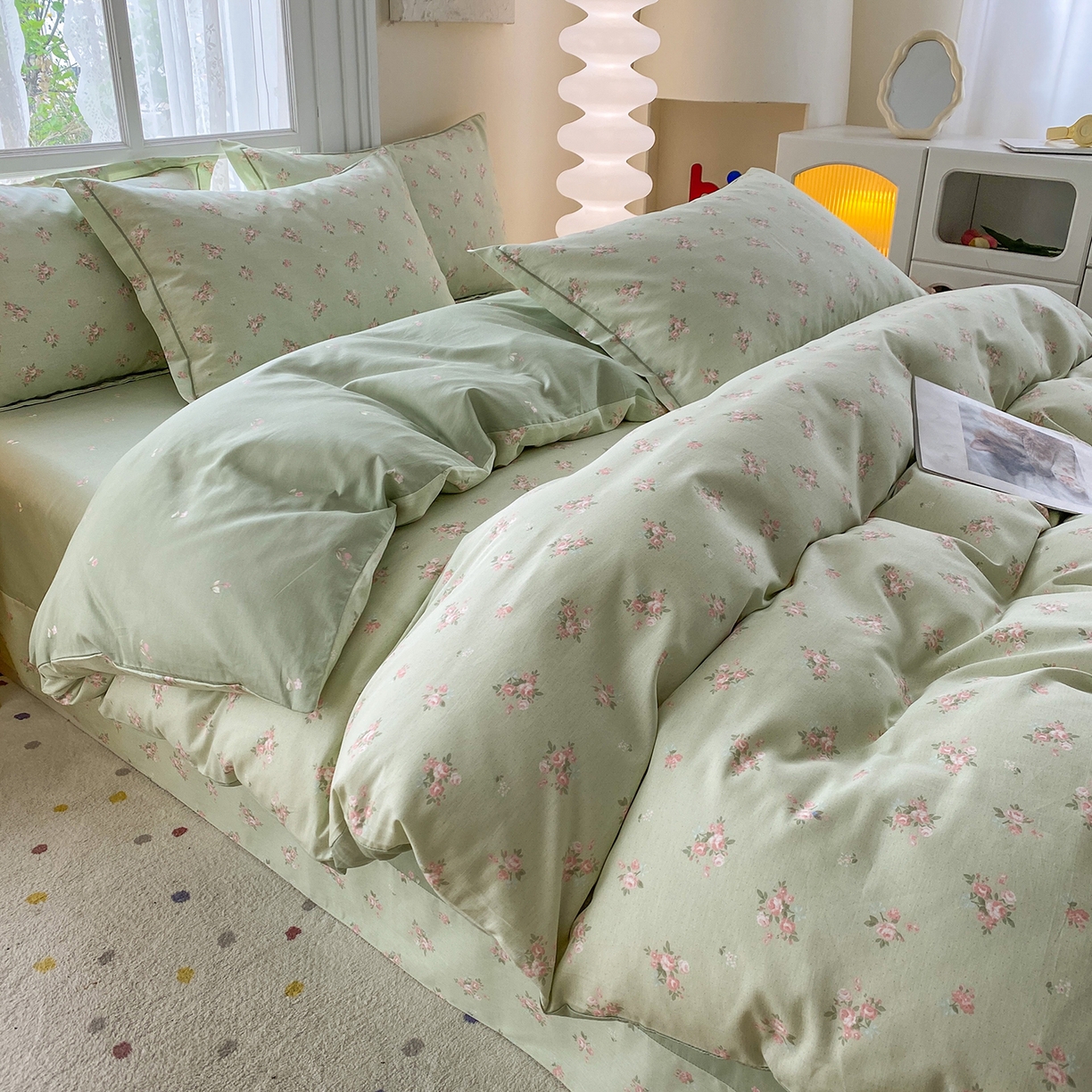 91家纺网 家纺一手货源 找家纺 钰锦铂2026新款直播爆款全棉四件套13070吊边床单一字绣印花纯棉三件套四件套 洛克庄园-绿