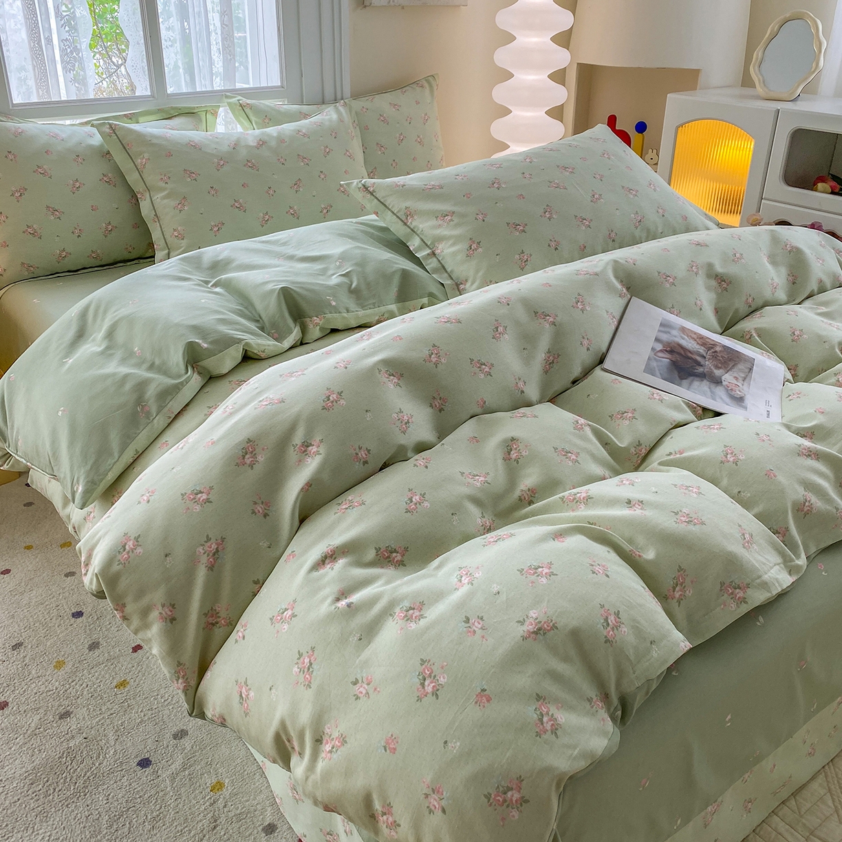 91家纺网 家纺一手货源 找家纺 钰锦铂2026新款直播爆款全棉四件套13070吊边床单一字绣印花纯棉三件套四件套 洛克庄园-绿