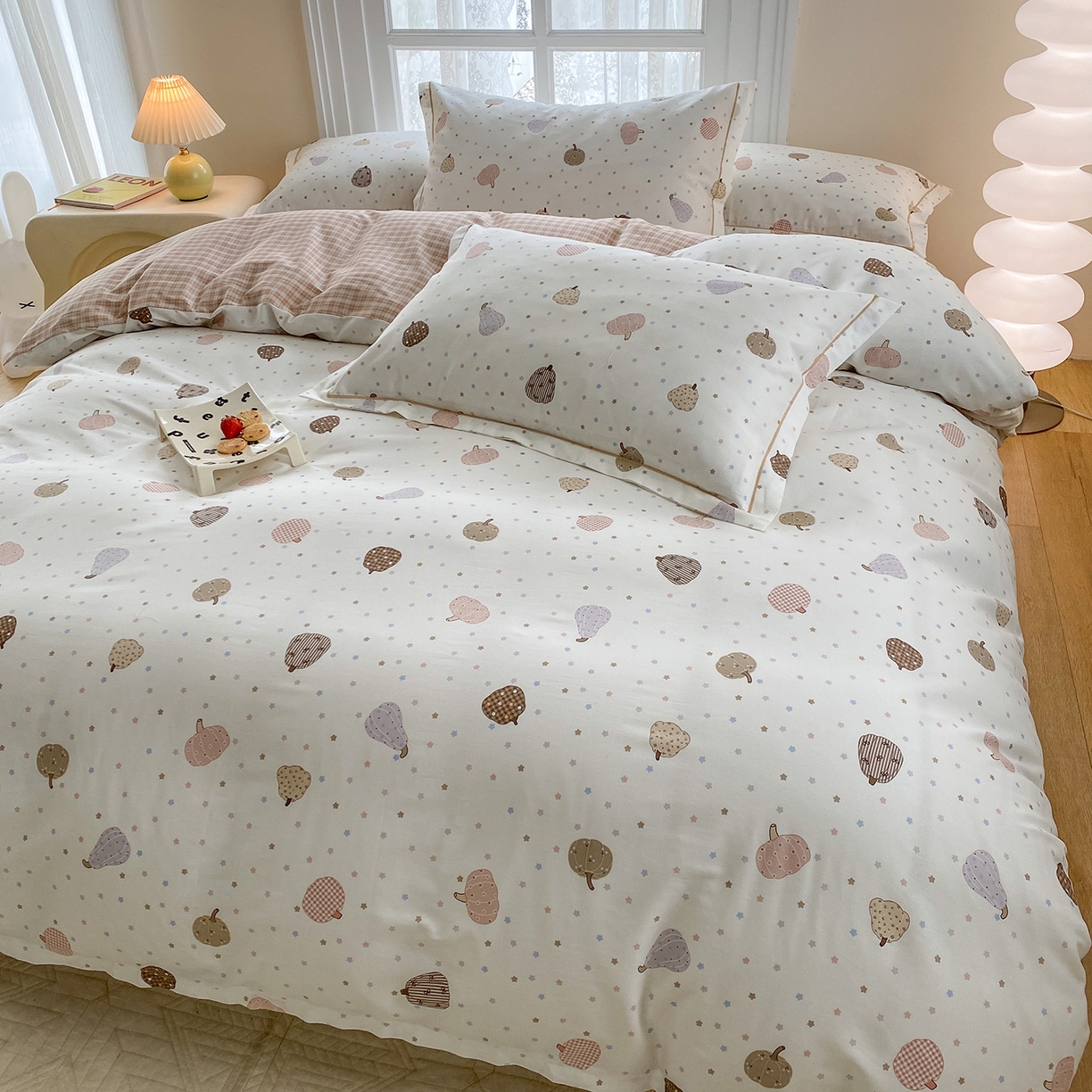 91家纺网 家纺一手货源 找家纺 钰锦铂2026新款直播爆款全棉四件套13070吊边床单一字绣印花纯棉三件套四件套 南瓜多多-米