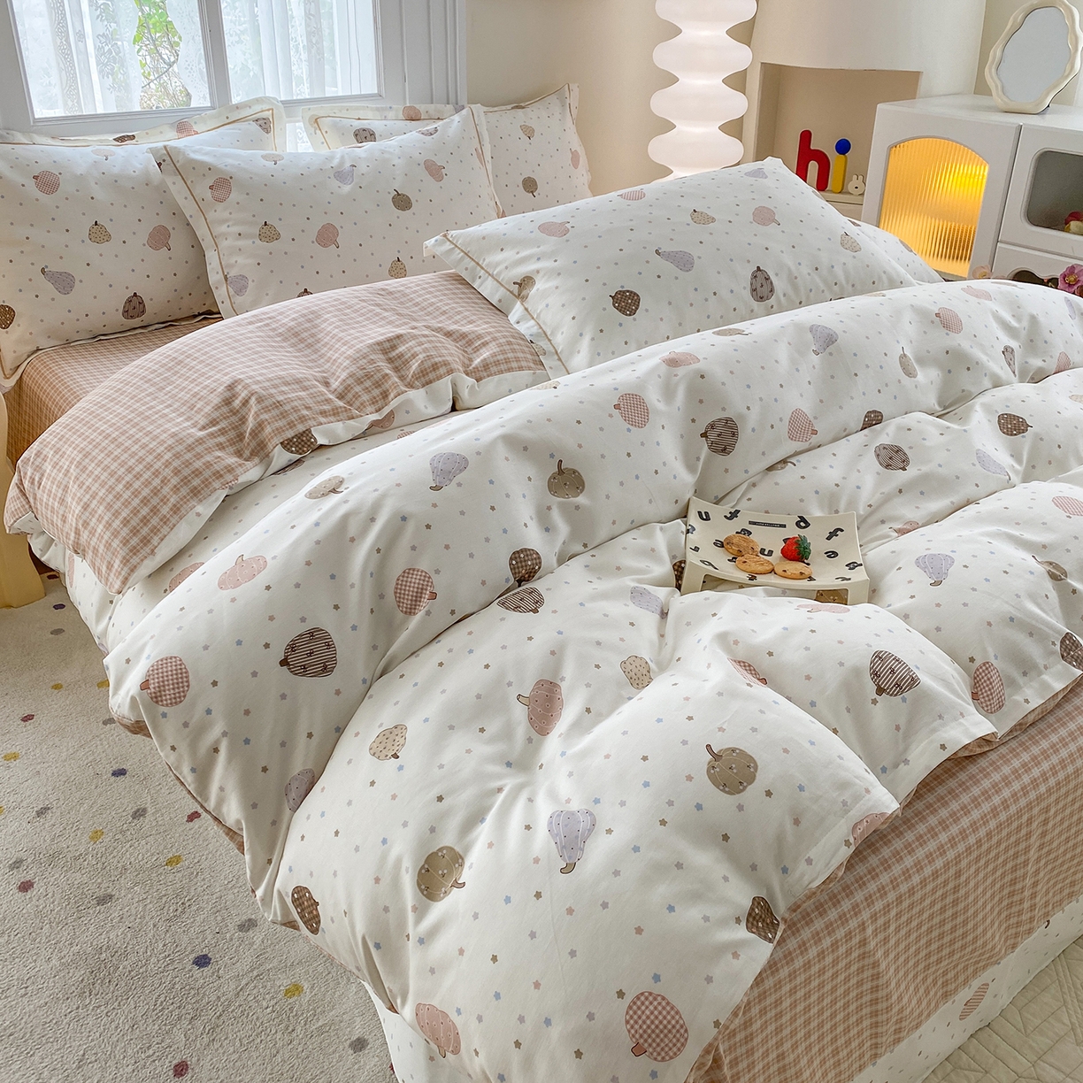 91家纺网 家纺一手货源 找家纺 钰锦铂2026新款直播爆款全棉四件套13070吊边床单一字绣印花纯棉三件套四件套 南瓜多多-米