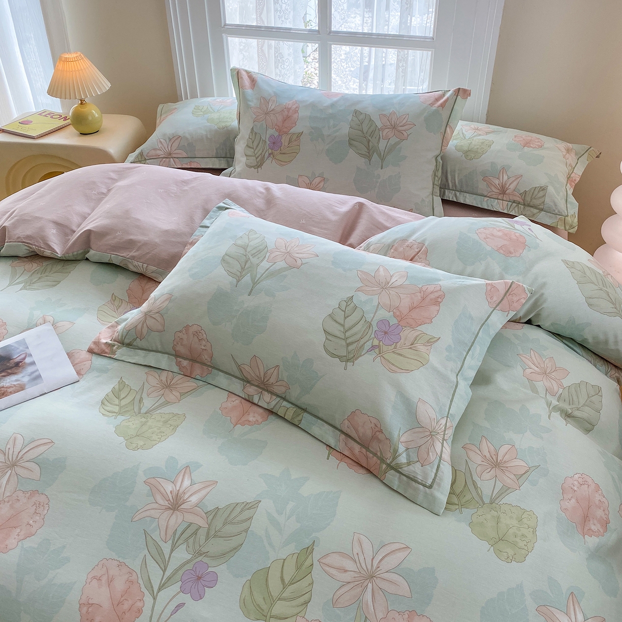 91家纺网 家纺一手货源 找家纺 钰锦铂2026新款直播爆款全棉四件套13070吊边床单一字绣印花纯棉三件套四件套 叶缦-蓝