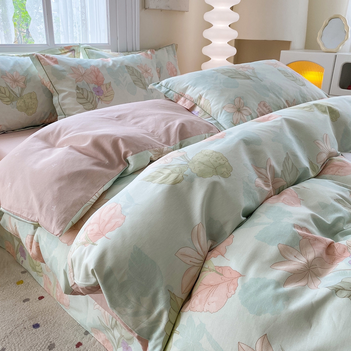 91家纺网 家纺一手货源 找家纺 钰锦铂2026新款直播爆款全棉四件套13070吊边床单一字绣印花纯棉三件套四件套 叶缦-蓝