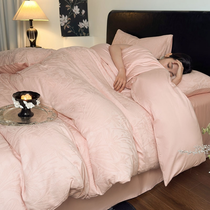 91家纺网 家纺一手货源 找家纺 佰亿莱 2026新款新疆长绒棉60支水洗提花四件套 粉黛