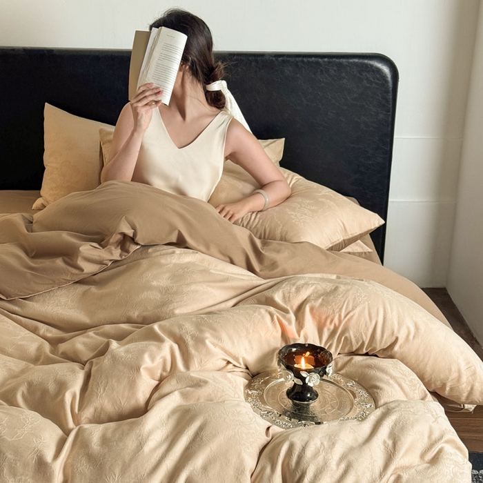 91家纺网 家纺一手货源 找家纺 佰亿莱 2026新款新疆长绒棉60支水洗提花四件套 花遇棕