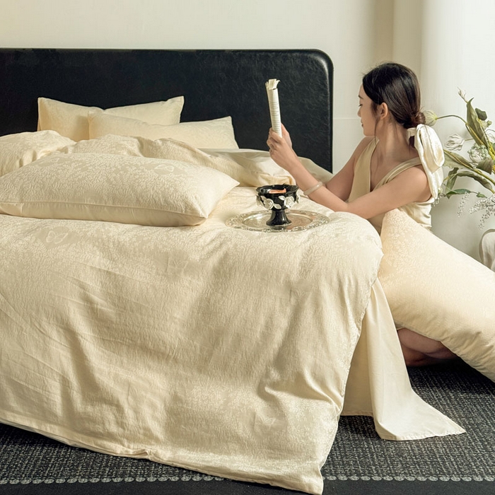 91家纺网 家纺一手货源 找家纺 佰亿莱 2026新款新疆长绒棉60支水洗提花四件套 奶白流云