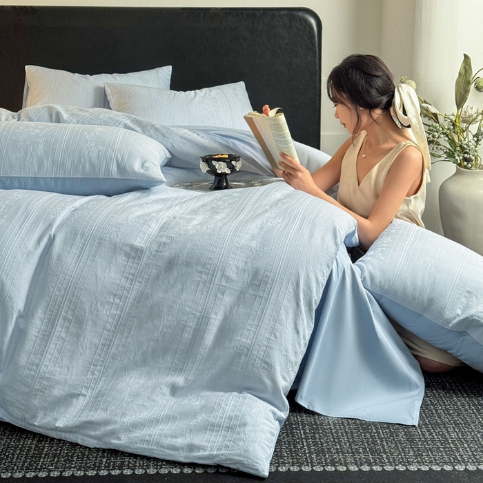 91家纺网 家纺一手货源 找家纺 佰亿莱 2026新款新疆长绒棉60支水洗提花四件套 海之蓝