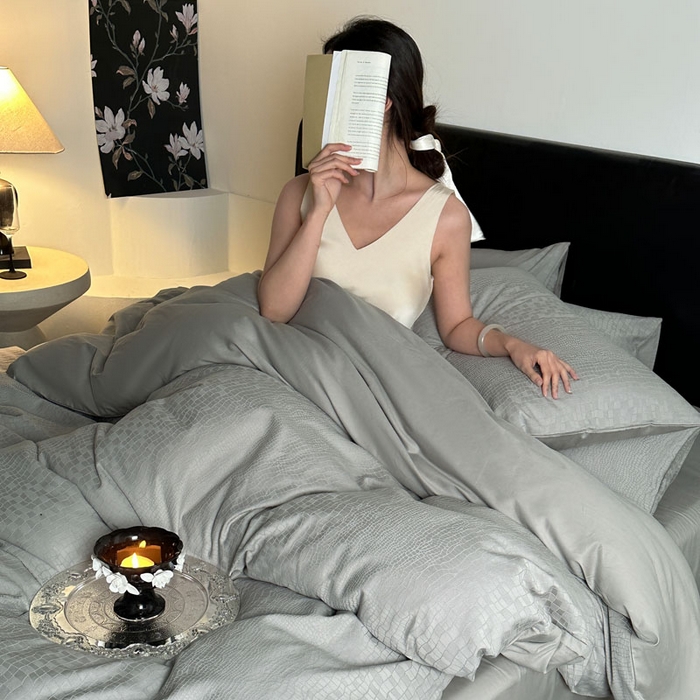 91家纺网 家纺一手货源 找家纺 佰亿莱 2026新款新疆长绒棉60支水洗提花四件套 石纹灰