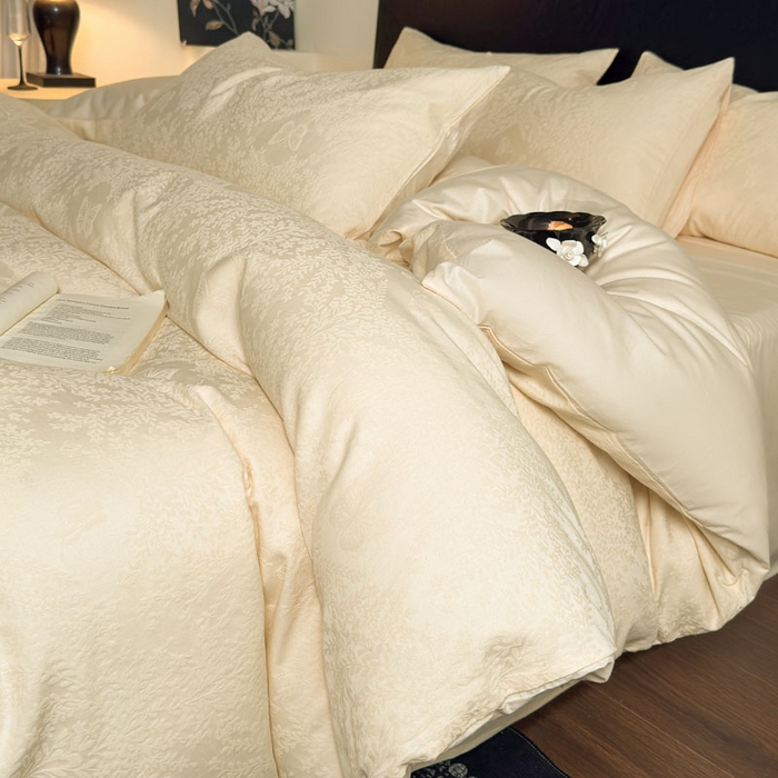 91家纺网 家纺一手货源 找家纺 佰亿莱 2026新款新疆长绒棉60支水洗提花四件套 奶白流云