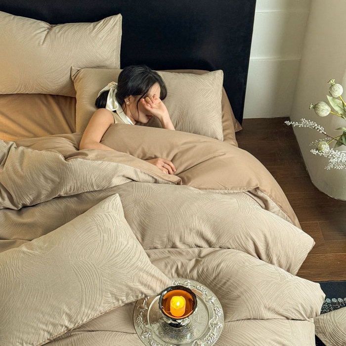 91家纺网 家纺一手货源 找家纺 佰亿莱 2026新款新疆长绒棉60支水洗提花四件套 素咖