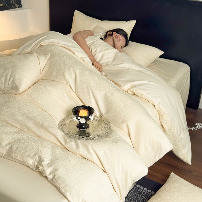 91家纺网 家纺一手货源 找家纺 佰亿莱 2026新款新疆长绒棉60支水洗提花四件套 奶白流云