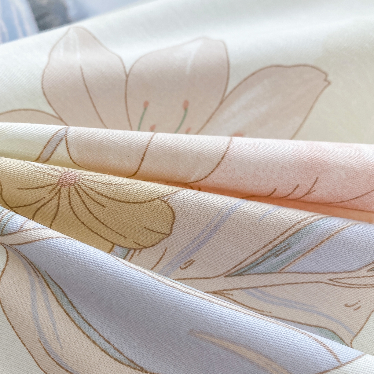 91家纺网 家纺一手货源 找家纺 钰锦铂2026新款直播爆款全棉四件套13070吊边床单一字绣印花纯棉三件套四件套 叶缦-米