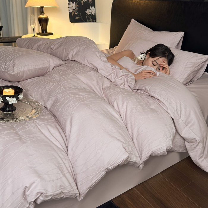 91家纺网 家纺一手货源 找家纺 佰亿莱 2026新款新疆长绒棉60支水洗提花四件套 蝶影粉