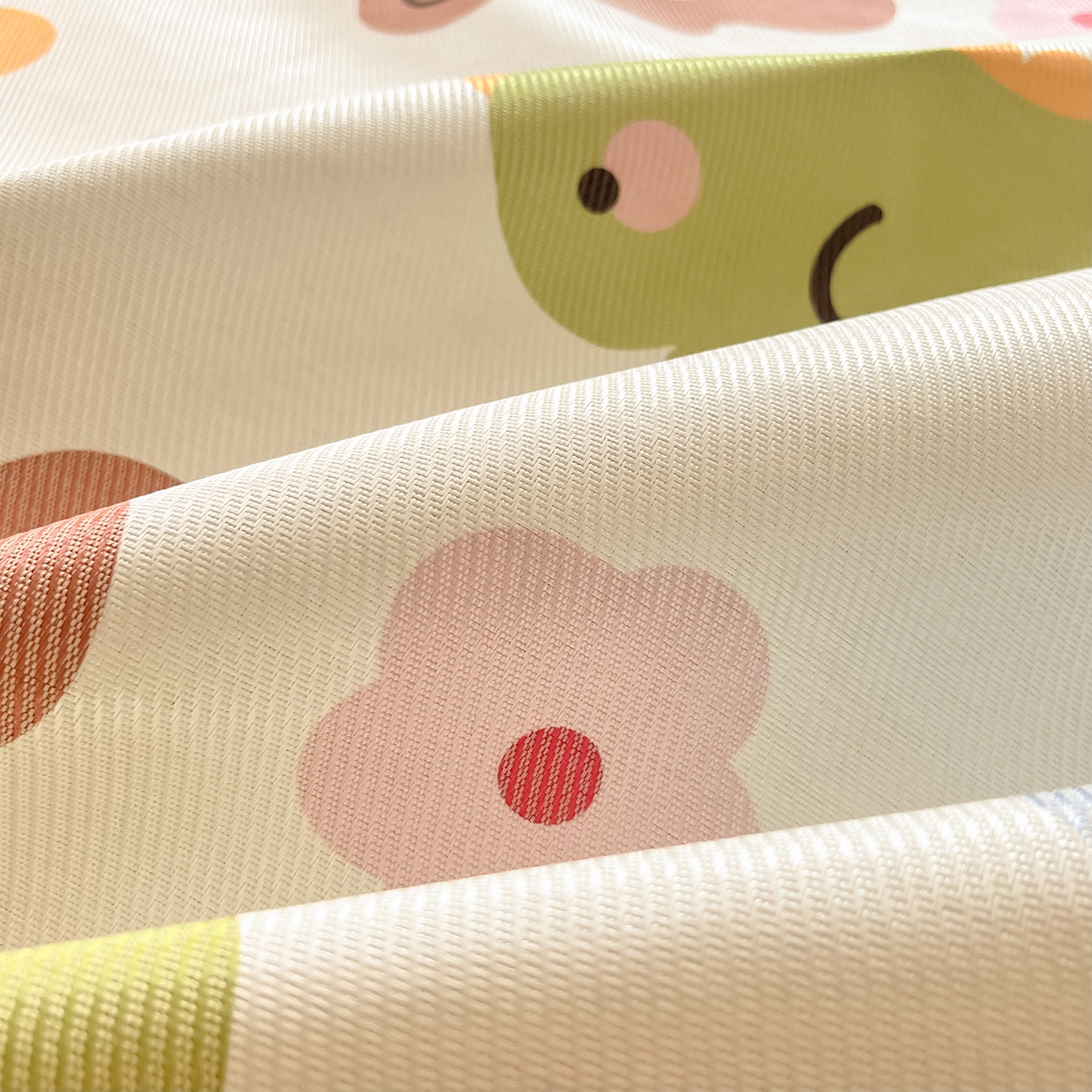 91家纺网 家纺一手货源 找家纺 懒猫家纺 2026新款250D数码印花宽边圆网冰丝凉席 动物乐园