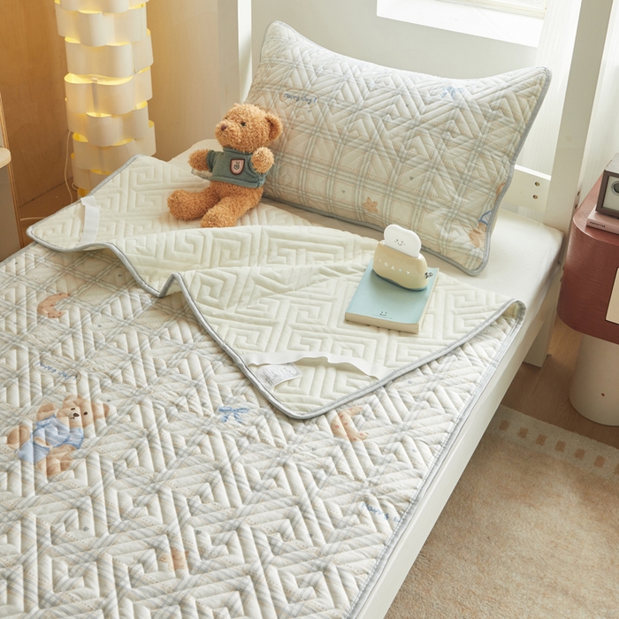 91家纺网 家纺一手货源 找家纺 舒居家纺 2026新款学生床全棉软床垫床盖 浮云初梦