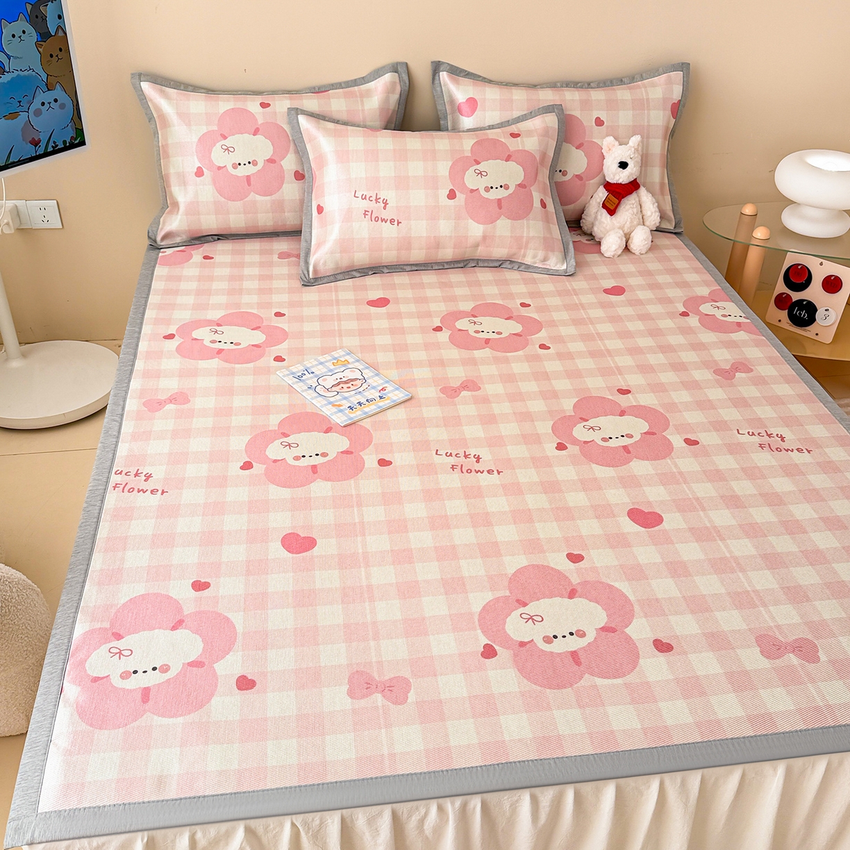 91家纺网 家纺一手货源 找家纺 懒猫家纺 2026新款250D数码印花宽边圆网冰丝凉席 花开狗狗