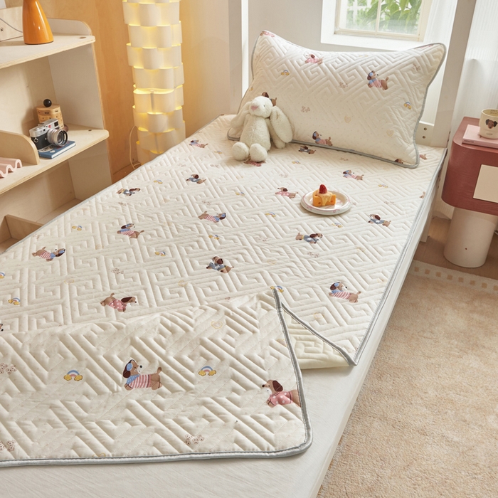 91家纺网 家纺一手货源 找家纺 舒居家纺 2026新款学生床全棉软床垫床盖 围脖狗狗