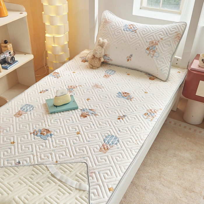 91家纺网 家纺一手货源 找家纺 舒居家纺 2026新款学生床全棉软床垫床盖 嘉年华