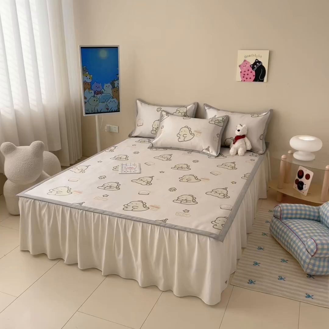 91家纺网 家纺一手货源 找家纺 懒猫家纺 2026新款250D数码印花宽边圆网冰丝凉席 礼物恐龙