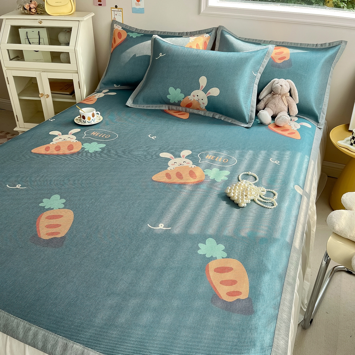 91家纺网 家纺一手货源 找家纺 懒猫家纺 2026新款250D数码印花宽边圆网冰丝凉席 萝卜兔